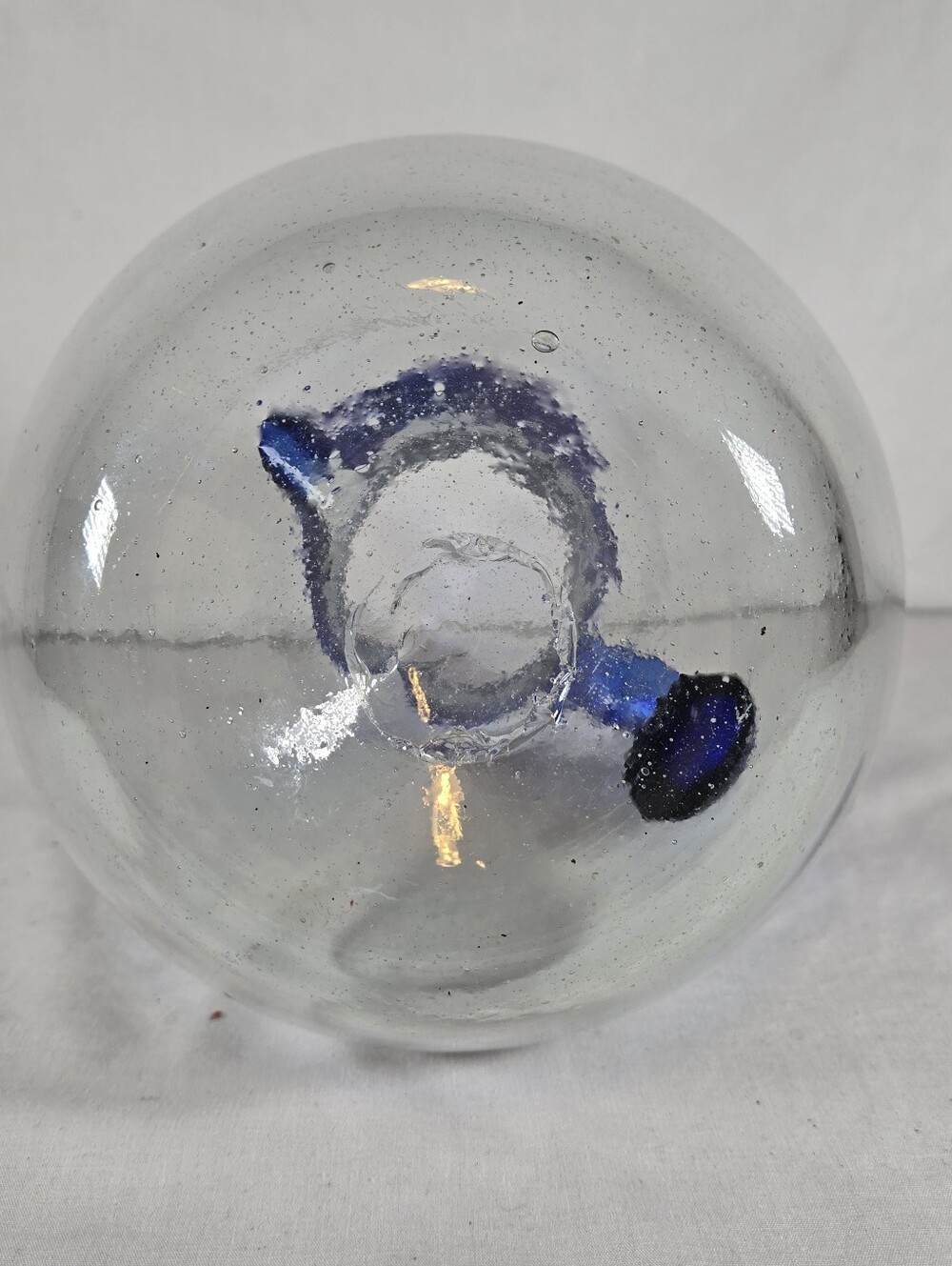 Vintage Hand Blown Mexican Bubble Glass Pitcher Cobalt Blue Rim And Handle 9" - Picture 5 of 5